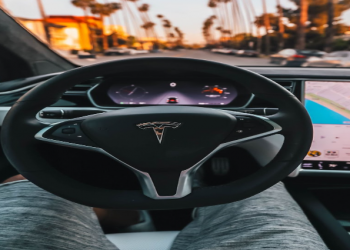 Critiques des Nouvelles Voitures de 2022 : Pour et Contre