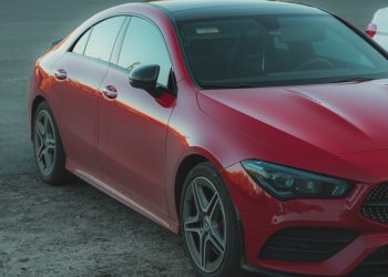 Conseils Pour Protéger Votre Voiture du Soleil et des Dommages Causés par la Chaleur