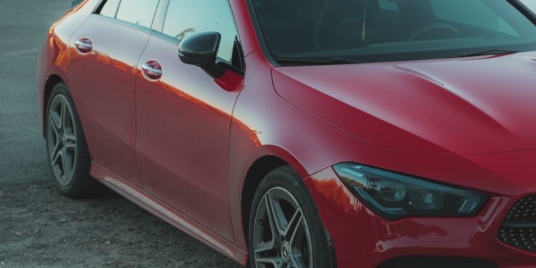 Conseils Pour Protéger Votre Voiture du Soleil et des Dommages Causés par la Chaleur