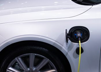 Comment Recharger Une Voiture Électrique en Côte d’Ivoire?
