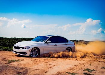 Inspection des Pièces Automobiles qui est un MOÛT Avant Chaque Long Voyage en Côte d’Ivoire