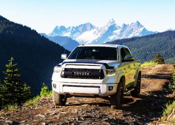 Pourquoi Avez-vous Besoin de Marchepieds sur Votre Toyota Tacoma?