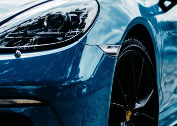 Comment Nettoyer Les Phares : Trois Méthodes Simples