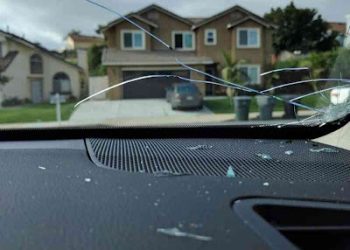 Qu’est-Ce Qui Cause La Fissuration Du Pare-Brise? Les Raisons Possibles