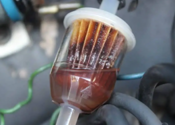 Comment Repérer 6 Symptômes d’un Filtre à Carburant Obstrué dans Votre Voiture