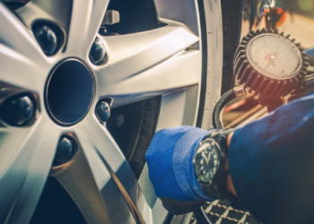 Comment Trouver la Bonne Pression des Pneus pour votre Voiture