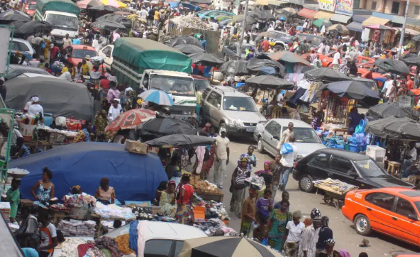 Se Déplacer en Côte d’Ivoire en Voiture : Informations Essentielles pour les Conducteurs
