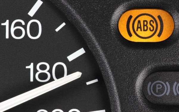 Remplacement du Capteur ABS de Votre Voiture
