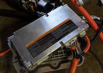 Tout sur le Système de Gestion de Batterie (BMS) des Véhicules Électriques