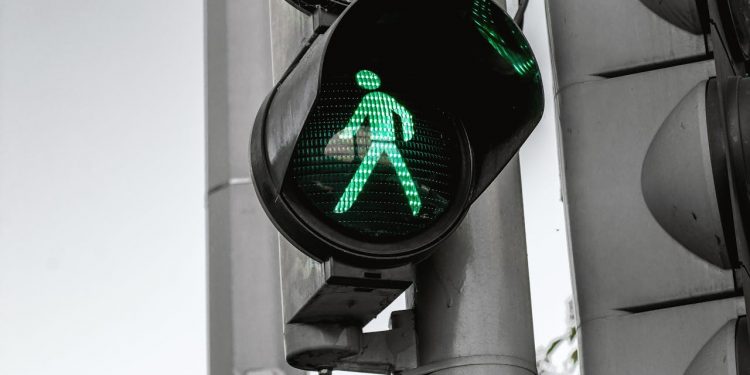 Les lois sur la circulation routière en Côte d’Ivoire : Ce que vous devez savoir