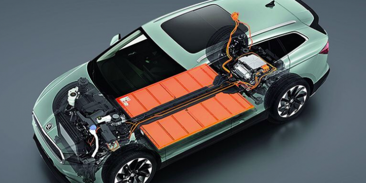 Comment prolonger la durée de vie de la batterie de votre voiture électrique en Côte d’Ivoire