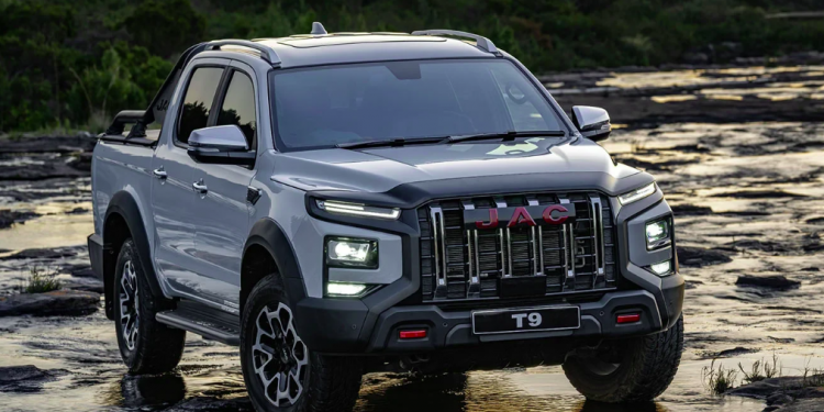 JAC T9 : le pick-up qui combine robustesse, technologie et style en Côte d’Ivoire