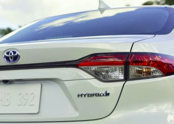 Qu’est-ce qu’une Voiture Hybride ? Tout ce que vous Devez Savoir
