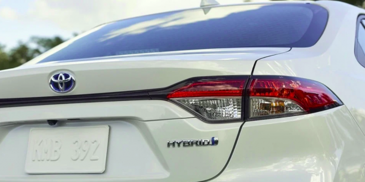 Qu’est-ce qu’une Voiture Hybride ? Tout ce que vous Devez Savoir
