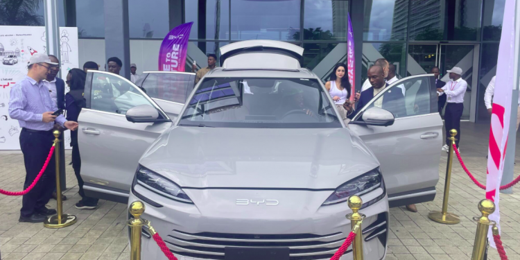 Le BYD Song Plus arrive en Côte d’Ivoire : un SUV hybride rechargeable pour une conduit plus verte