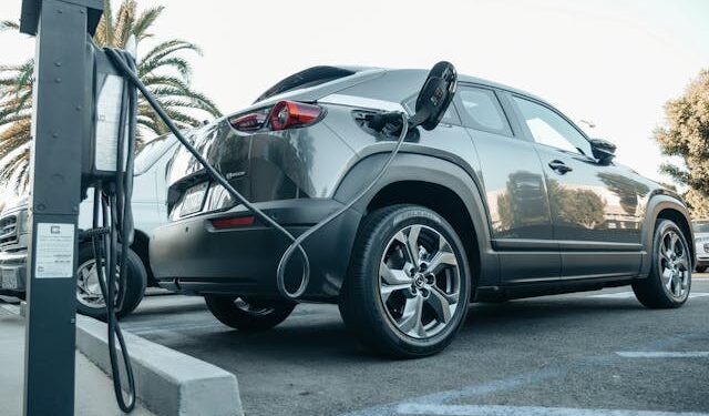 Modèles de véhicules électriques actuels et développement des infrastructures de recharge en Côte d’Ivoire