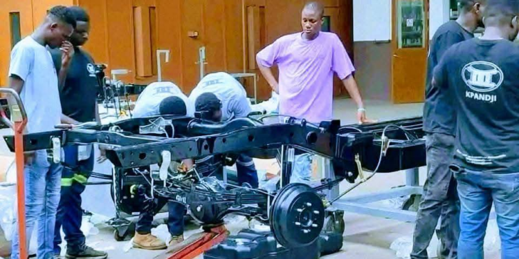 Châssis et talents ivoiriens : La percée historique de Ndakwaminguran dans la production automobile